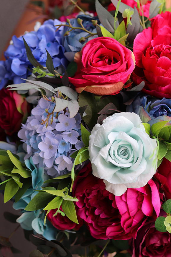 Janina Pink&Blue, kompozycja kwiatowa nagrobna wys.35,śr.50cm