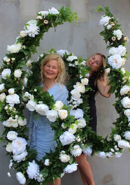 bardzo długa girlanda do dekoracji przyjęć komunijnych i wesel, dł.6m