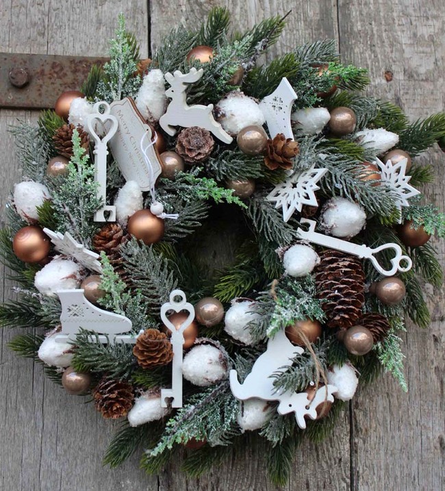 bożonarodzeniowy wianek Klucz do Świąt, śr.28cm