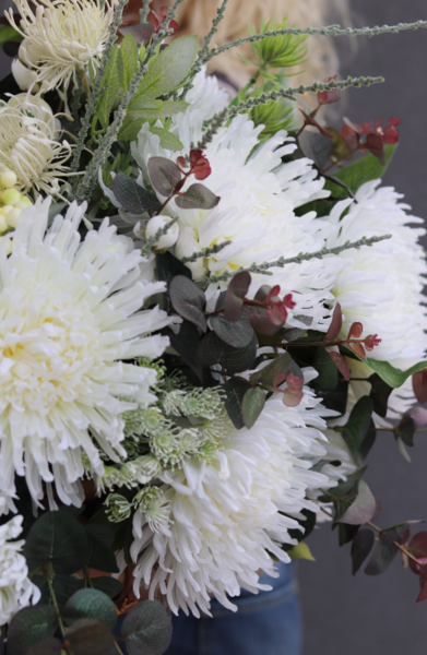 Astry Biel, kompozycja kwiatowa nagrobna, wym.40cmx45x55cm