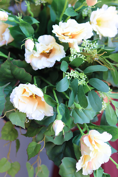 Eustoma, efektowny bukiet dekoracja nagrobna, wym.48x87cm