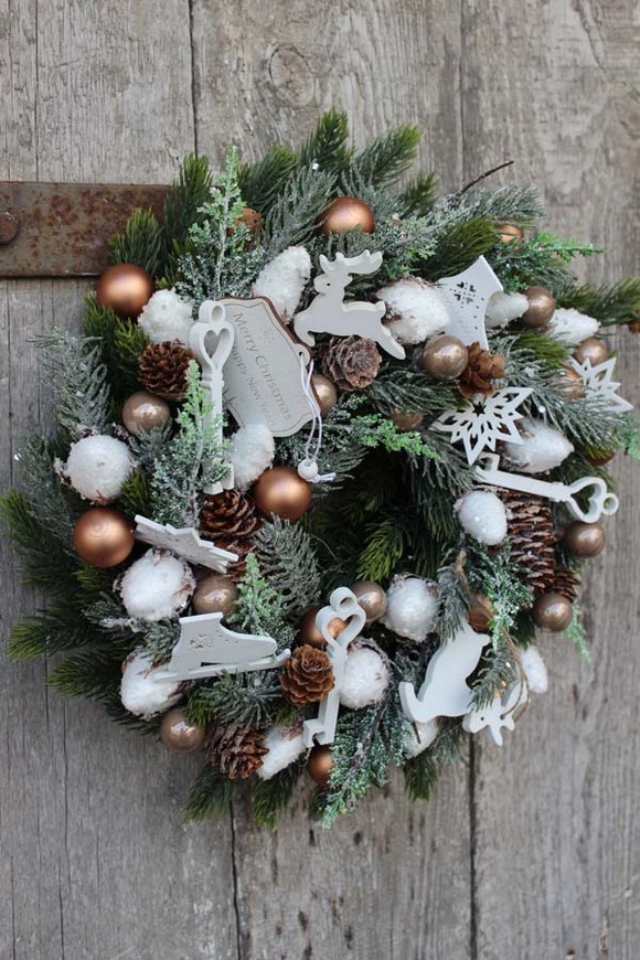 bożonarodzeniowy wianek Klucz do Świąt, śr.28cm