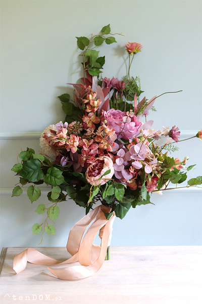 elegancki bukiet nagrobny, Perlita, dł.60cm