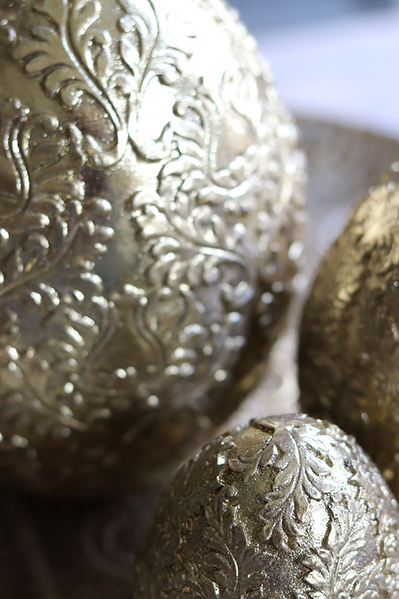 Gold Easter, dekoracja wielkanocna figurka jajo, wys.18cm 