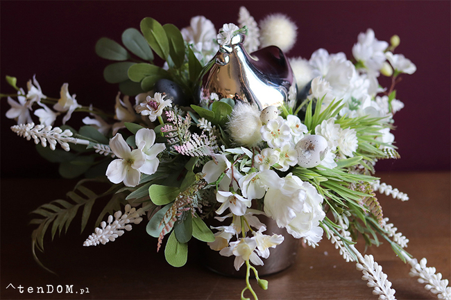 Blue Relis, wielkanocny stroik w lustrzanym naczyniu, wys.26cm