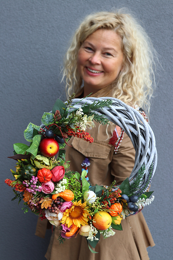 efektowny wianek z owocami, Otoczeni Jesienią, śr.36cm  