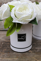 kompozycja kwiatowa / bukiet Flowerbox biała peonia 3, wys.27cm