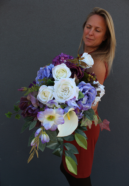 Violet Cleo, bukiet / wiązanka nagrobna w fiolecie, dł.80cm 