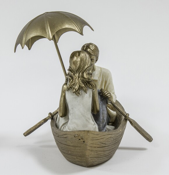 dekoracyjna figurka, Zakochani na Łódce, wym.13x22.5x17cm