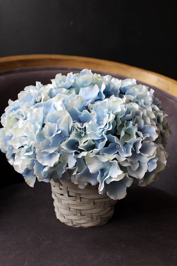 kosz z kwiatami Romantyczna Hortensja 28x28cm