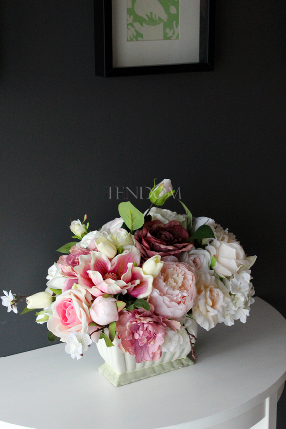 kompozycja kwiatowa / bukiet Queen wys.36cm, szer.45cm