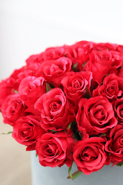 Tenolla, kompozycja kwiatowa, flowerbox, wys.26cm