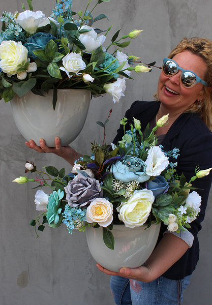 Albina II, kompozycja kwiatowa / bukiet w donicy Cinderella, wys. 54cm