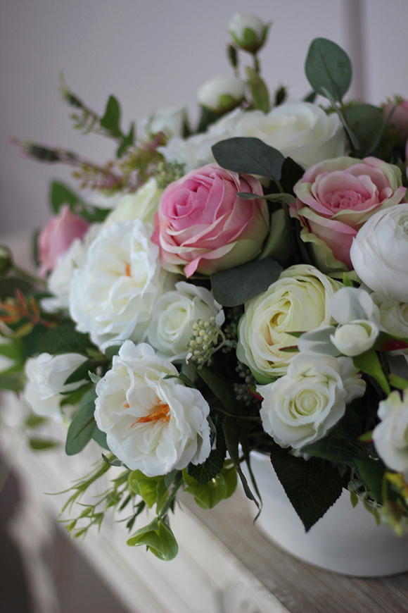 Trulla, kompozycja kwiatowa / bukiet w donicy glamour, wym.30x38x26cm