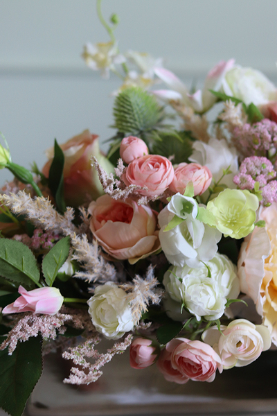 Derina, kompozycja kwiatowa glamour, wym.26x70cm