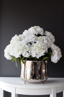 Hellada kompozycja hortensji w cynowanym ekskluzywnym naczyniu z herbem, wys.55cmx50cm