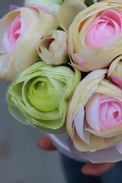 kompozycja kwiatowa / bukiet Flowerbox Lucca, wys.18cm