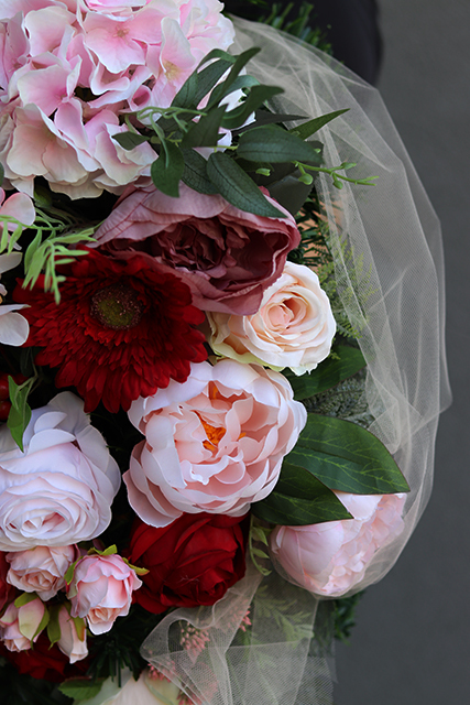 dekoracja / wiązanka nagrobna Red Spring, dł.55cm