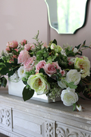 Eleonora Big, elegancka kompozycja kwiatowa na komodę, wym.30x35x90cm