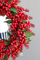 atrakcyjny wianek z czerwonych kulek Mondego Gedia, śr.40cm 