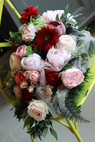 dekoracja / wiązanka nagrobna Red Spring, dł.55cm