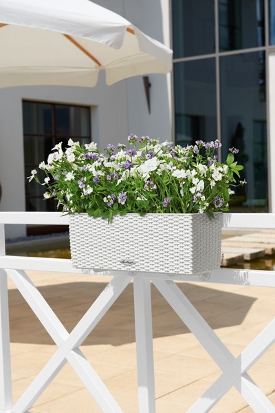 Balconera Cottage, elegancka donica z nawadnianiem, biała, dł.50cm
