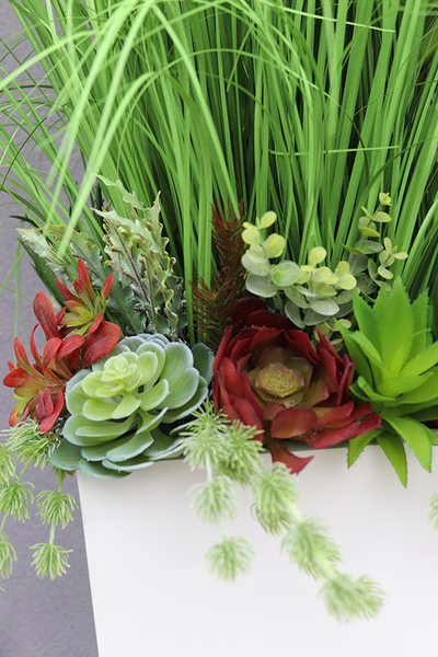 Deronata, trawa w białej donicy Fiberglass z dmuchawcami, wys.145cm