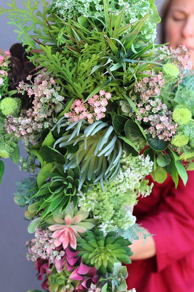 Krzyż Pamięci, Suculenti Memorio, elegancka kompozycja nagrobna, wym.118x84cm