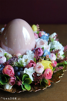 Easteria Fruttina 2, wielkanocny stroik z porcelanowym jajem, śr.35cm