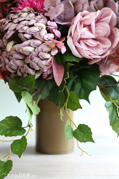 Lurdes, bogaty bukiet nagrobny z astrem, wys.55cm 