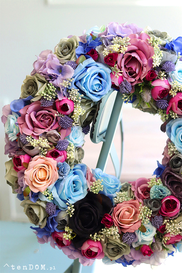 bardzo efektowny wianek Blue Pranella, śr.38cm