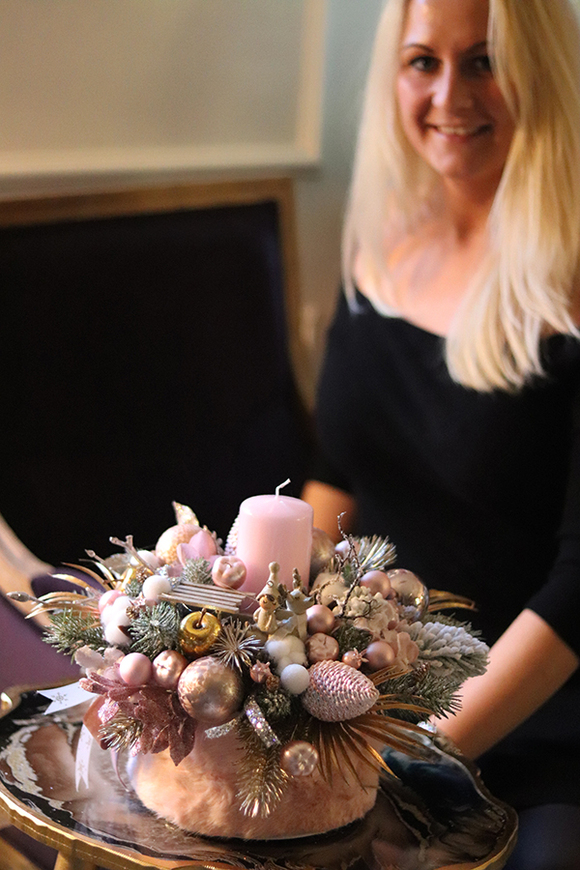 atrakcyjny świąteczny flowerbox, Pudrovy Glamour, wys.25cm 