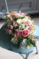 Jessy, dekoracja kwiatowa w białym naczyniu, wym.21x47cm 