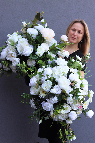 Agnes elegancka kompozycja we wkładzie do donicy, wys.68cm