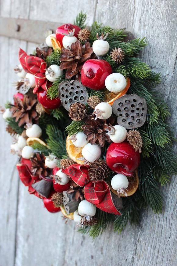 Pora na Święta, dekoracyjny wianek na drzwi, śr.27cm