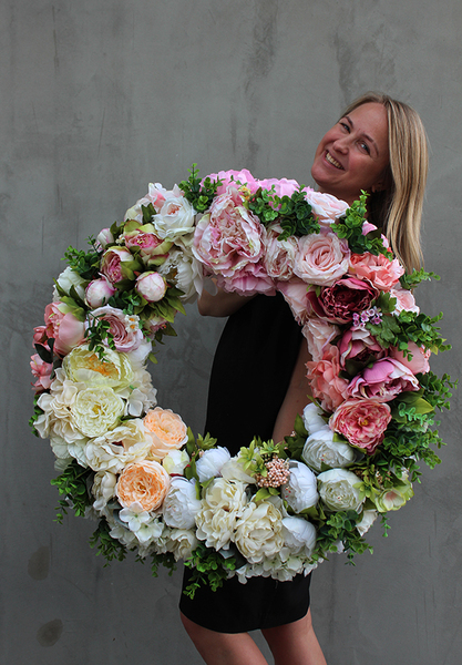 Wypożyczenie kwiatowego wianka śr.74cm, Maria Antonina 