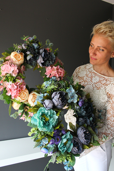 Caryca Katarzyna Blue 2 Exclusive efektowny wianek na drzwi, śr.39cm