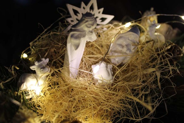 elegancki wianek na stół / stroik Szopka Bożonarodzeniowa, śr.27cm