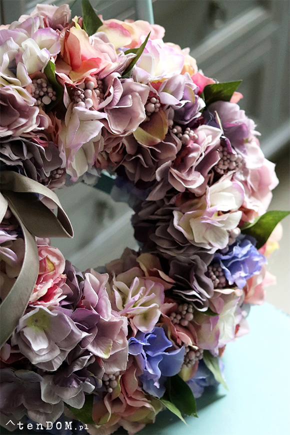 bogaty wianek z hortensji, Delicata, śr.36cm