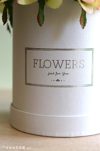 bogaty flowerbox z różami, Sorella, wys.28cm