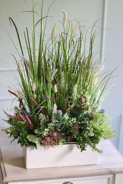 kompozycja z trawami w białej donicy, Felano, wys.76cm