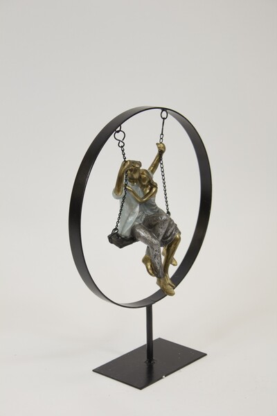 dekoracyjna figurka, Zakochani na Huśtawce, wym.33x24.5x8cm