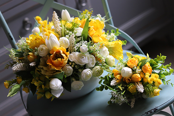 Amira New, dekoracja kwiatowa na stół Wielkanocny, wys.28cm