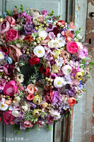 bogaty kwiatowy wianek, Perrasa Medium 2, śr.50cm  