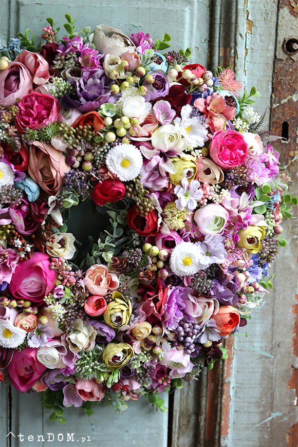 bogaty kwiatowy wianek, Perrasa Medium 2, śr.50cm  