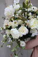 Florencja Biel kompozycja kwiatowa / bukiet, wys.100xśr.85cm 