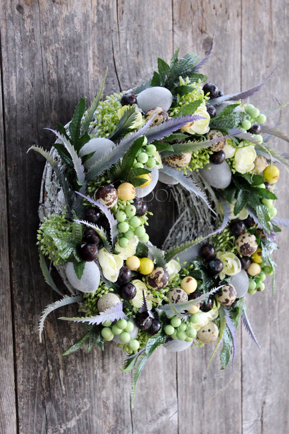 śliczny wielkanocny wianek Sandra, śr.32cm