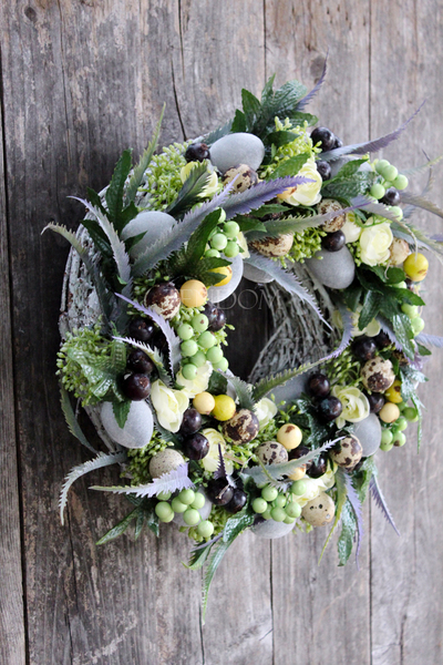 śliczny wielkanocny wianek Sandra, śr.32cm