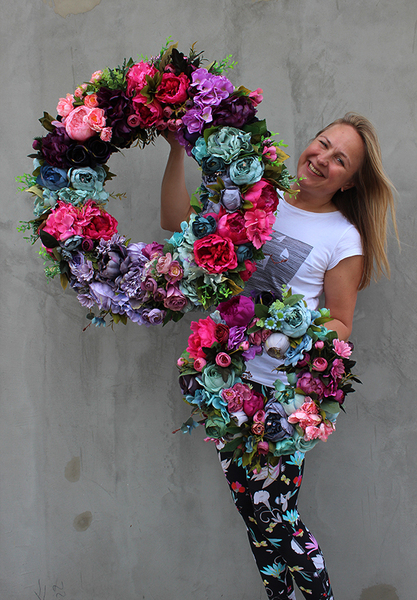 Caryca Katarzyna Pink&Violet, dekoracyjny wianek na drzwi, śr.40cm 