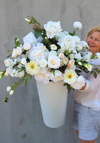 Agnes, efektowna kompozycja w wysokiej donicy, wys.100cm